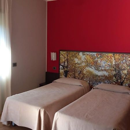 Il Boscaiolo Affittacamere Preturo Extérieur photo