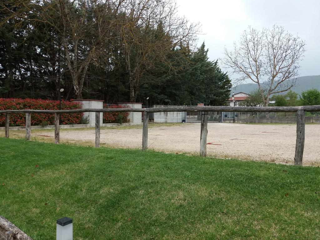 Il Boscaiolo Affittacamere Preturo Extérieur photo